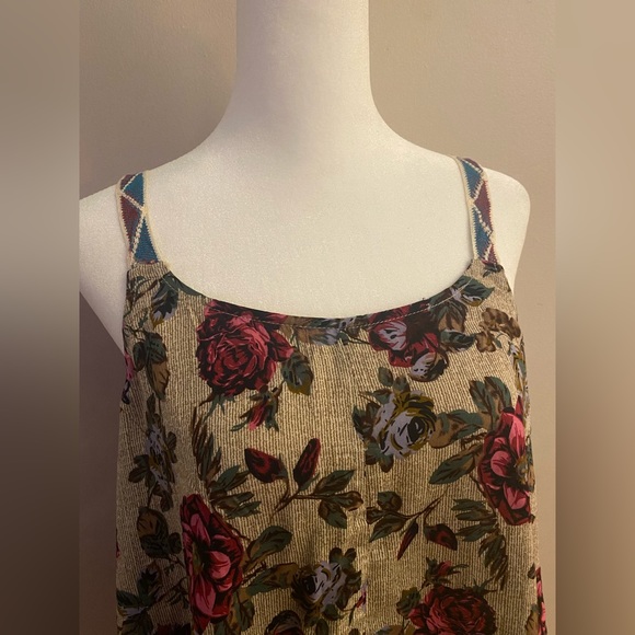 Kori Floral Tie-Back Tank - Picture 3 of 10